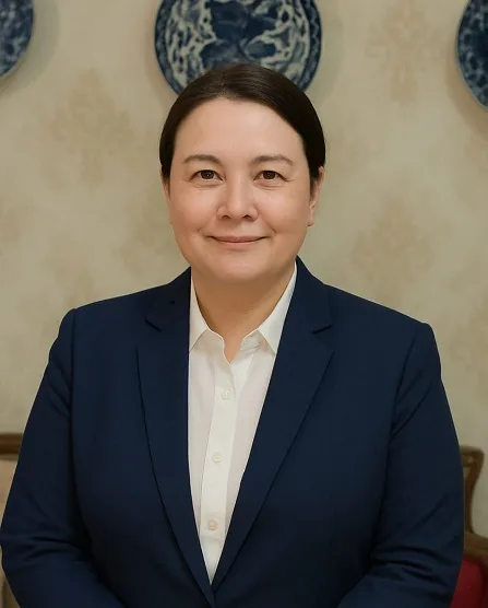 Vonny Josefien Pangemanan sebagai Direktur Investasi, pemasaran dan PR